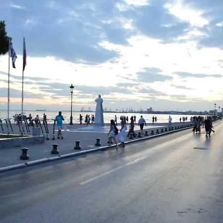 White Tower Apartment Thessaloniki Buitenkant foto